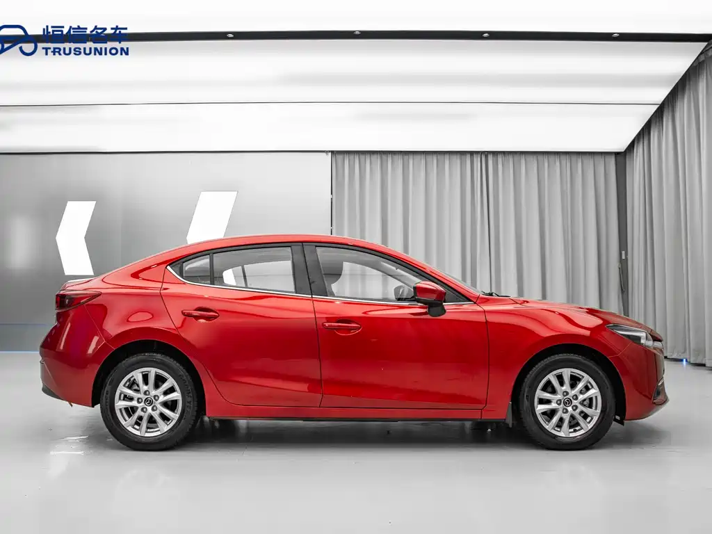 Mazda 3 Axela 2017 — фото 4