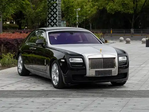 Rolls-Royce Ghost 2010