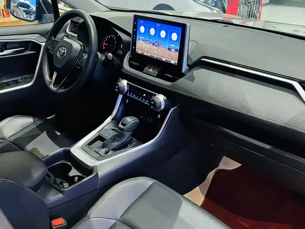 Toyota Wildlander 2021 — фото 11