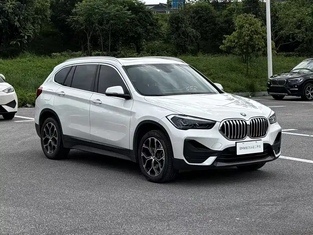 BMW X1 2022 — фото 12
