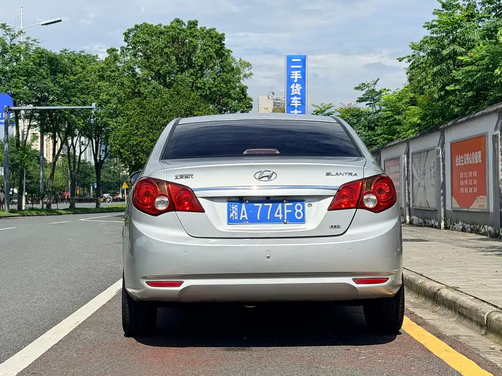 Hyundai Elantra 2010