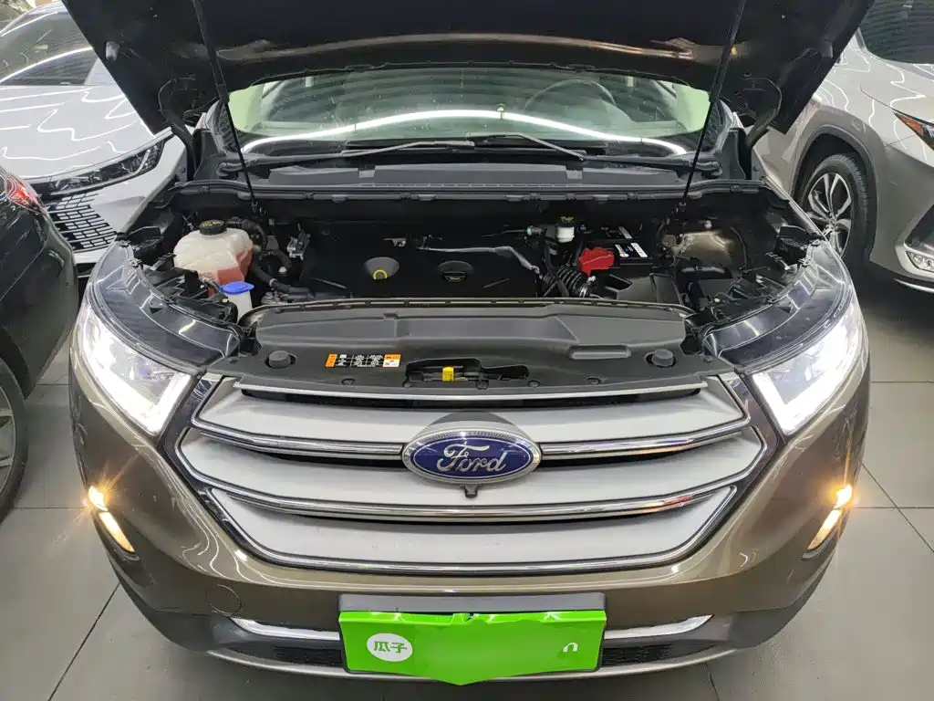 Ford Edge 2018 — фото 16