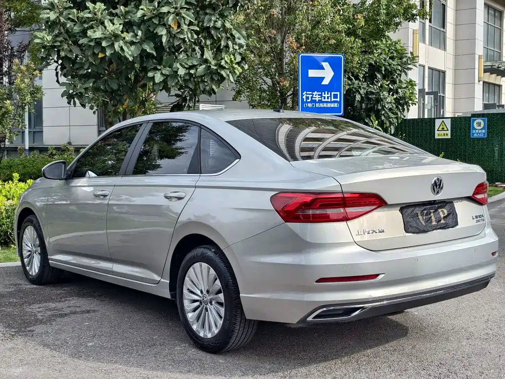 Volkswagen Lavida 2019 — фото 19
