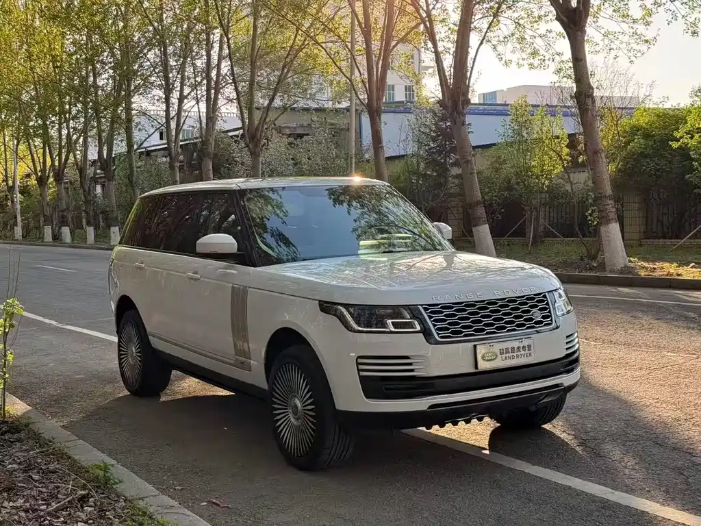Land Rover Range Rover 2018 — фото 3