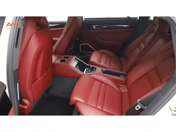 Porsche Panamera 2019