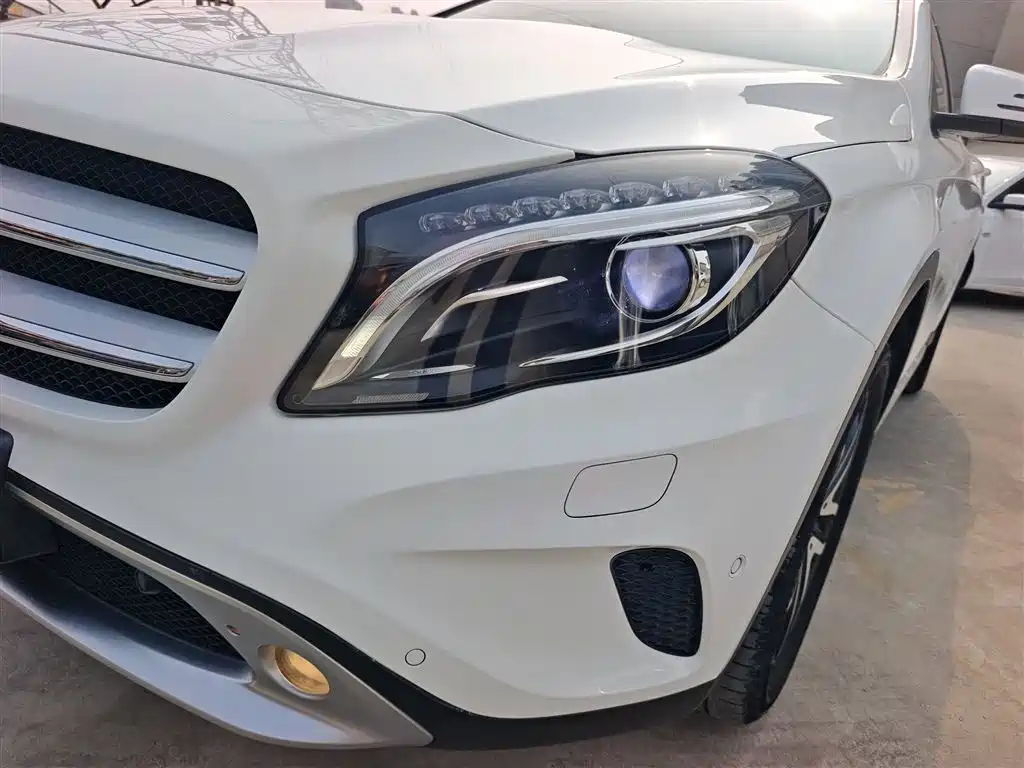 Mercedes-Benz GLA 2017 — фото 24