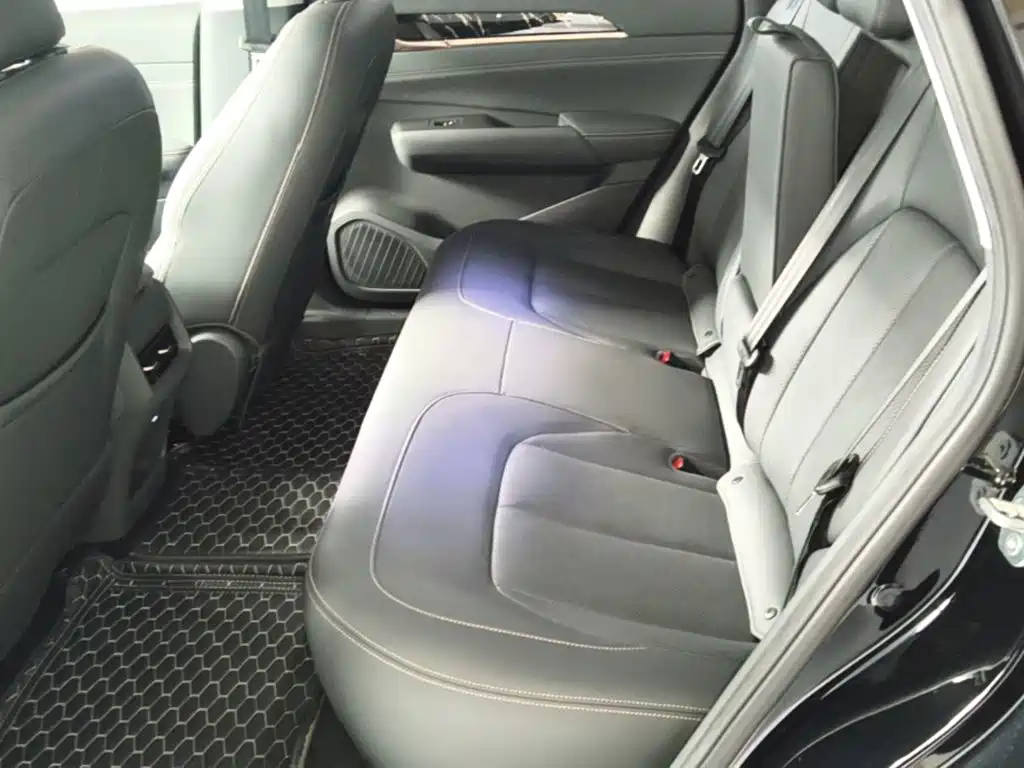 Wuling Starlight 2025 — фото 17