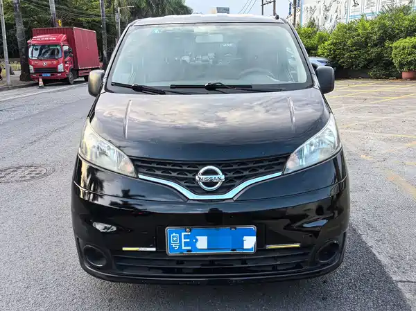 Nissan NV200 2013