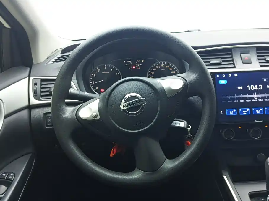 Nissan Sylphy 2025 — фото 15