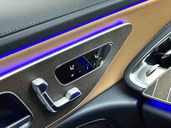 Mercedes-Benz E-Class 2024