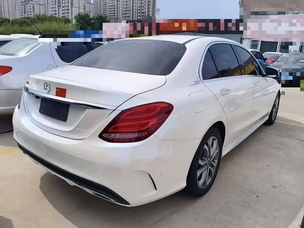Mercedes-Benz C-Class 2018