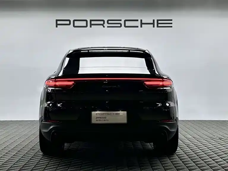 Porsche Cayenne 2023 — фото 5