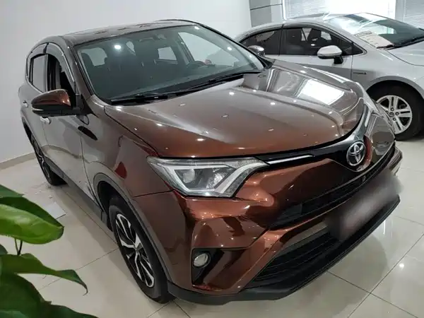 Toyota RAV4 2017
