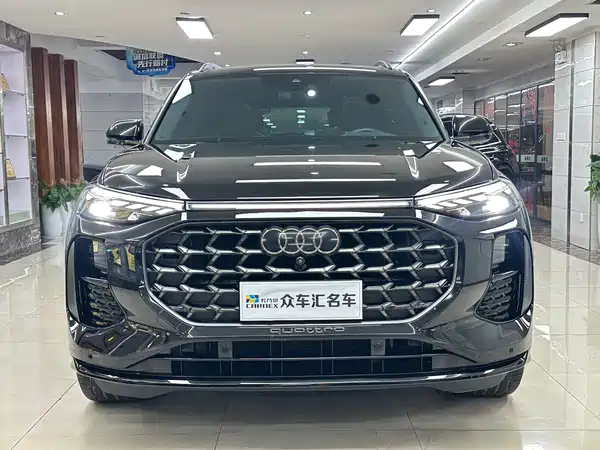 Audi Q6 2024