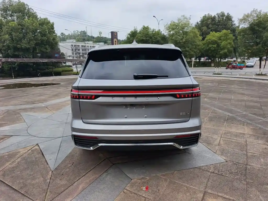 Geely Xingyue L 2026