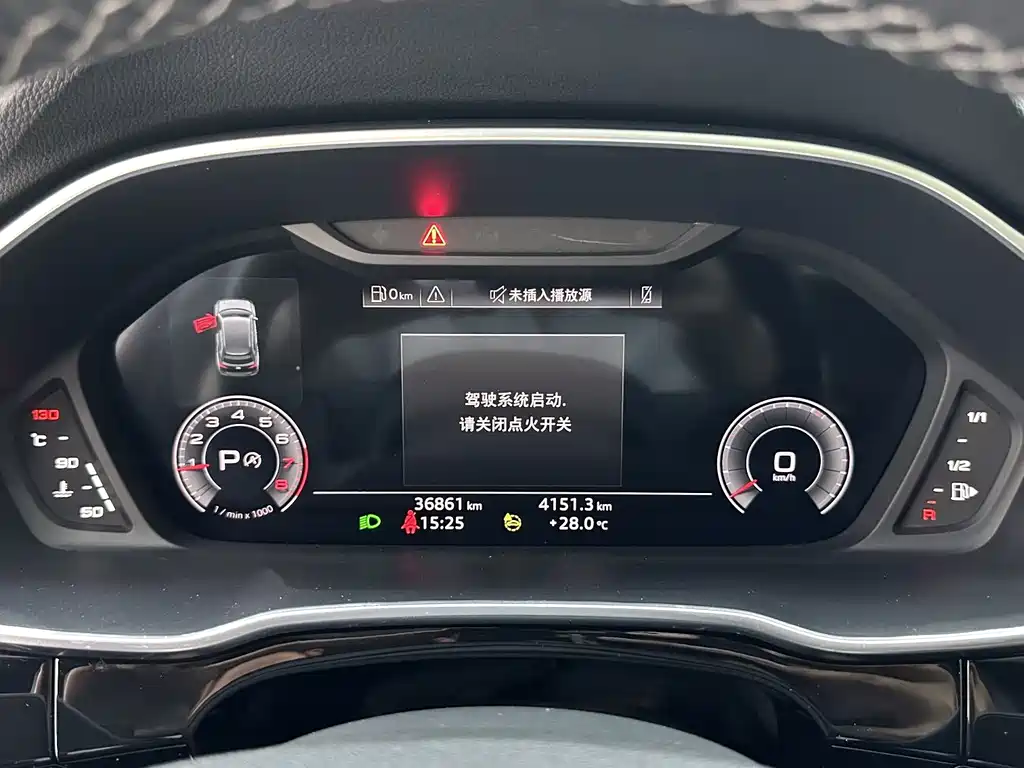 Audi Q3 2022 — фото 13