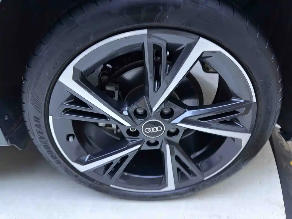 Audi A3 2022 — фото 11