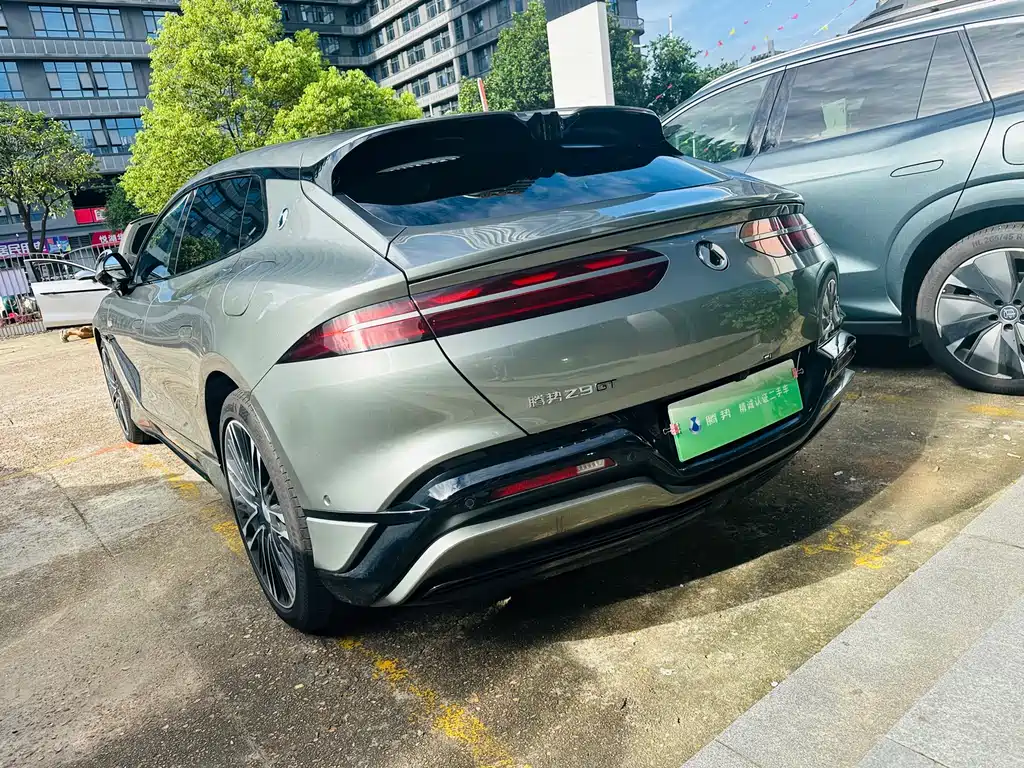 Denza Z9GT 2025