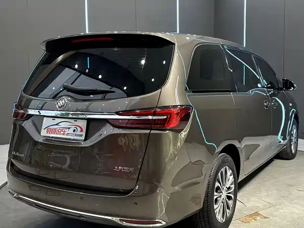Buick GL8 2022
