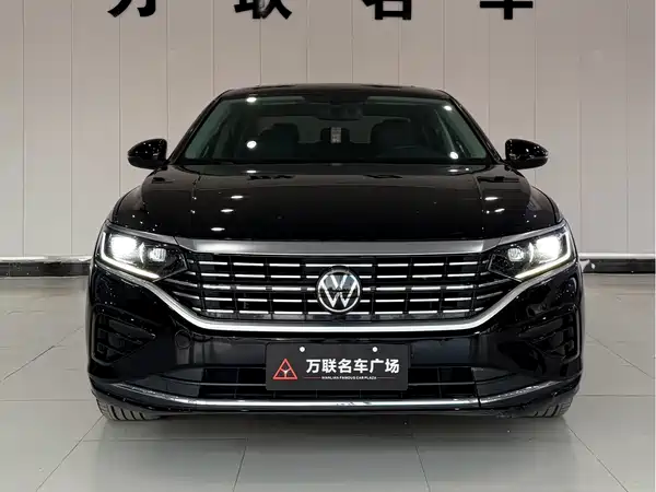 Volkswagen Passat 2022