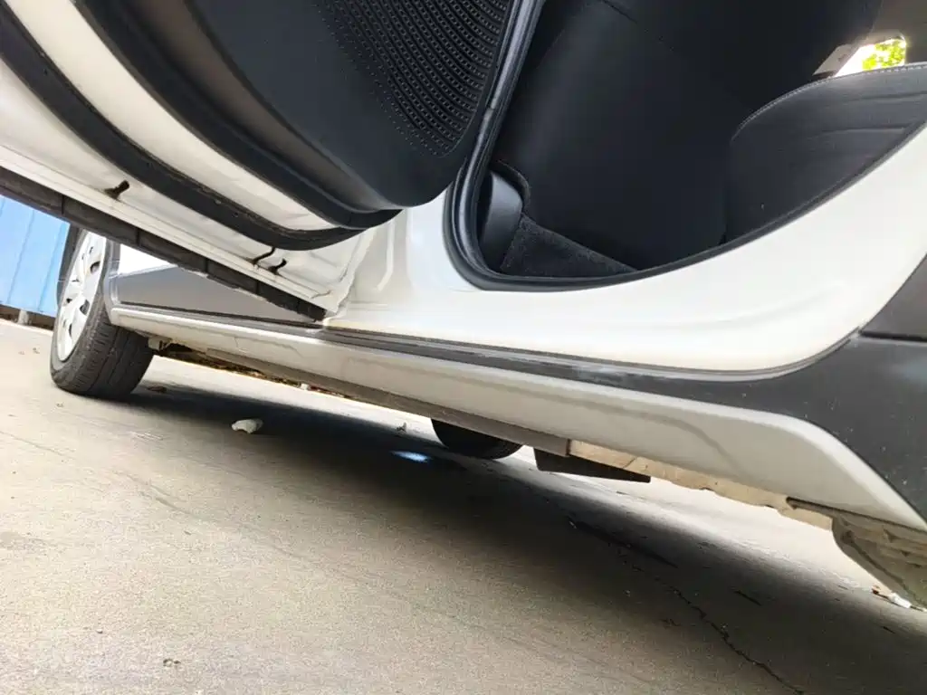 Toyota Yaris L 2022 — фото 22
