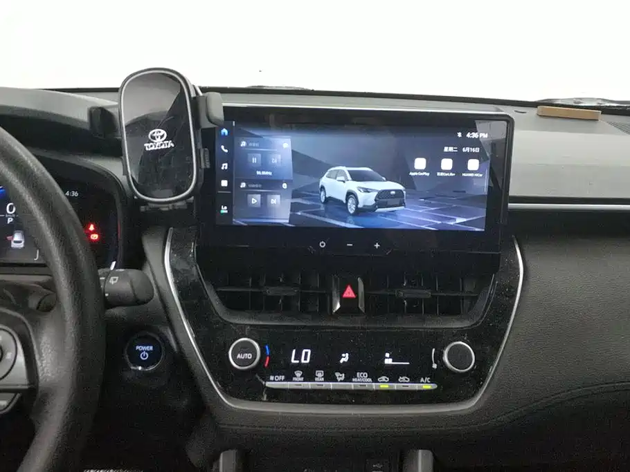 Toyota Corolla Cross 2024 — фото 13