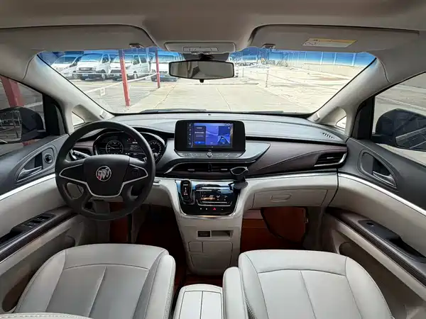 Buick GL8 2024
