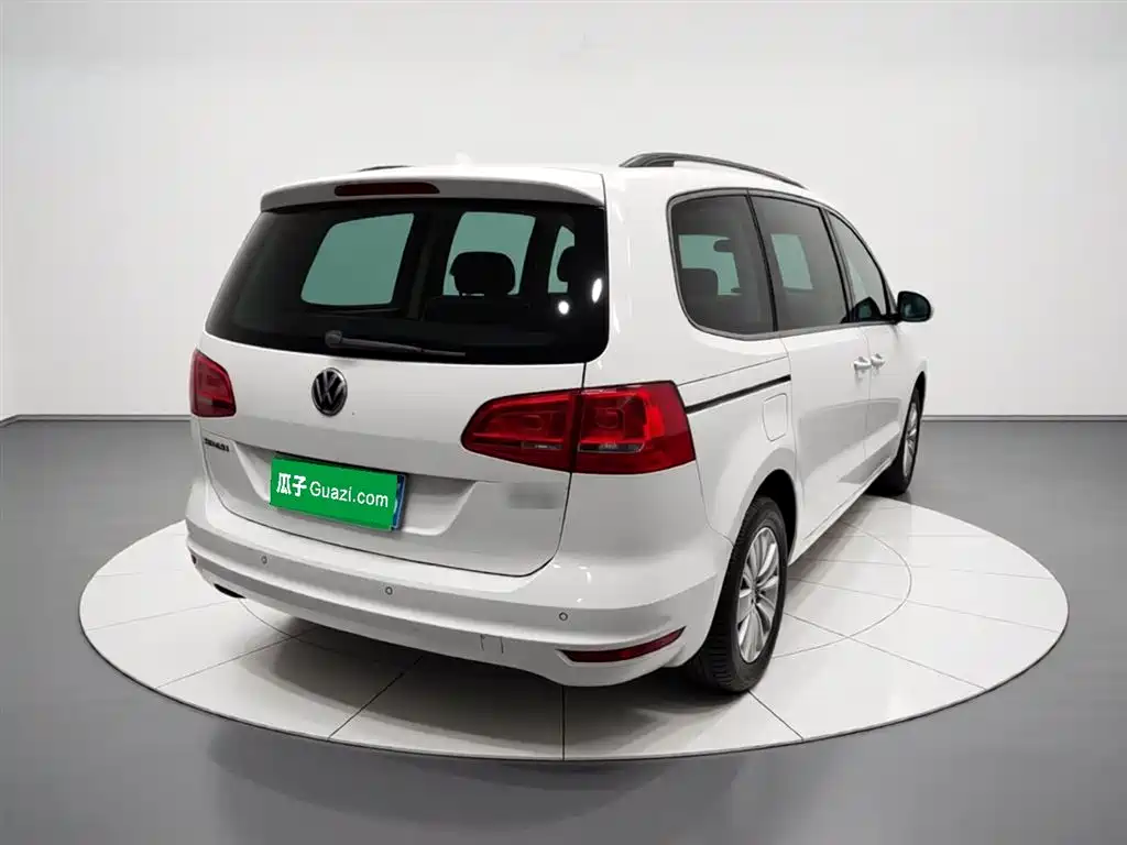 Volkswagen Sharan 2016 — фото 6