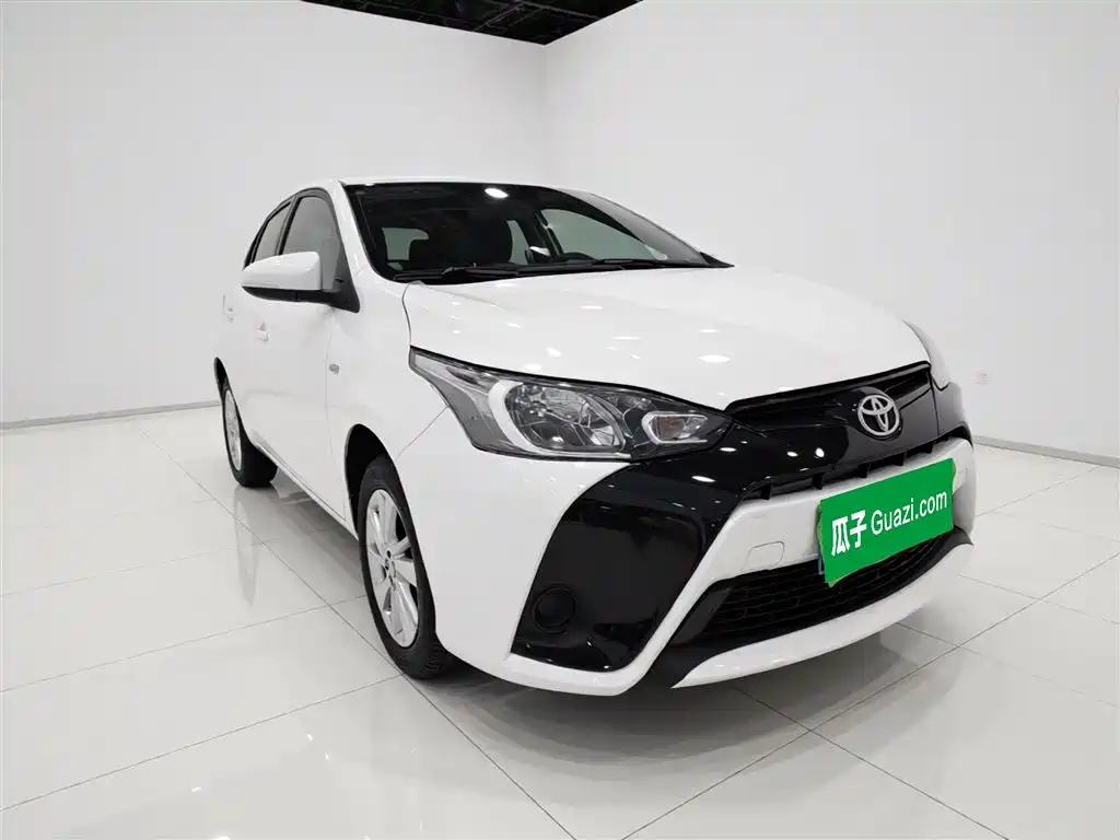 Toyota Yaris L 2019 — фото 3