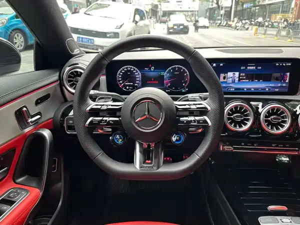 Mercedes-Benz CLA AMG 2024