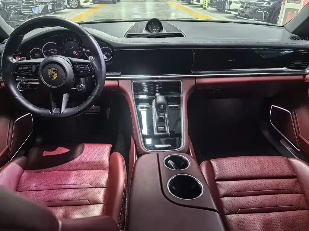 Porsche Panamera 2021 — фото 10