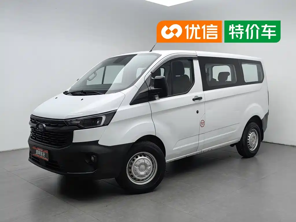 Ford Transit 2023 — фото 1