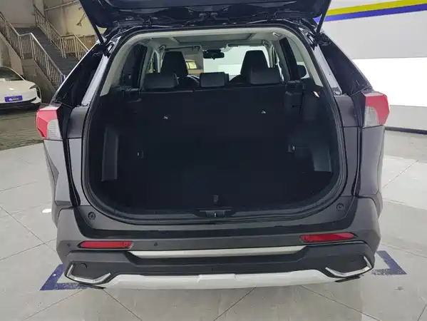 Toyota RAV4 2024