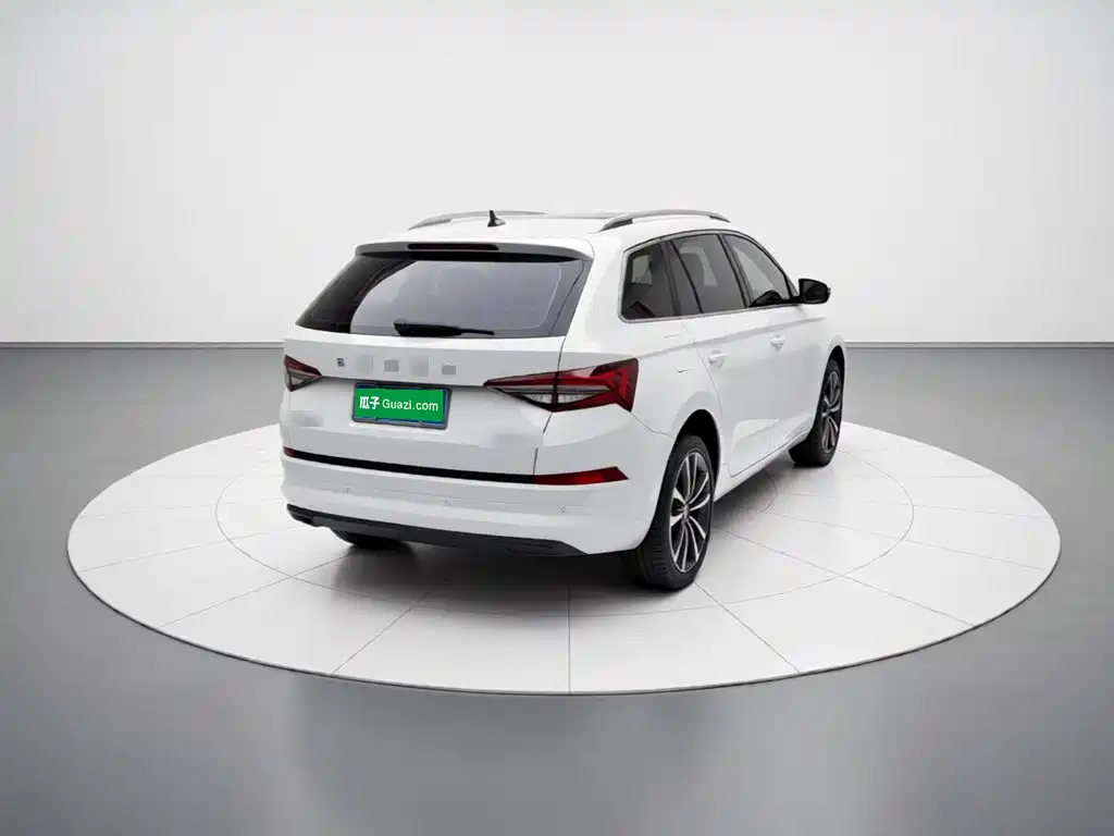 Skoda Kodiaq 2023 — фото 8