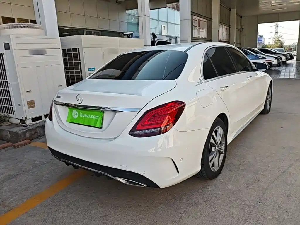 Mercedes-Benz C-Class 2019