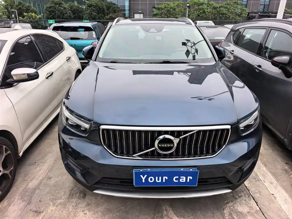 Volvo XC40 2020 — фото 2
