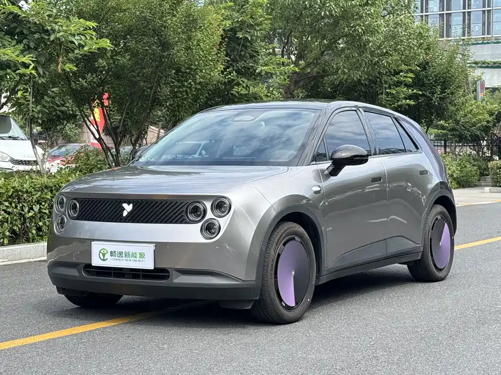 Firefly Firefly 2025