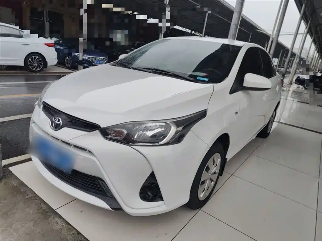 Toyota Yaris L 2019 — фото 2