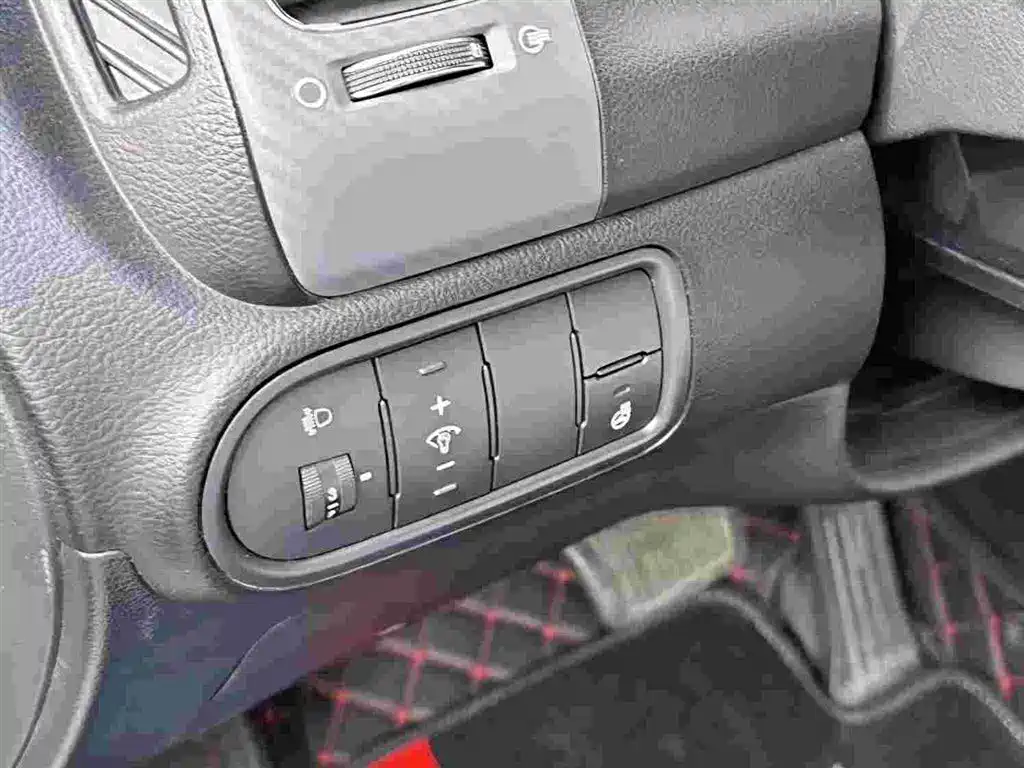 Kia K3 2015 — фото 21