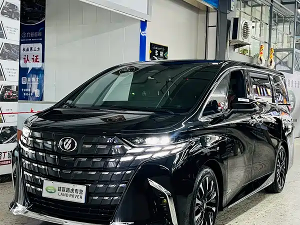 Toyota Alphard 2026