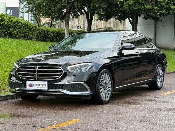 Mercedes-Benz E-Class 2021