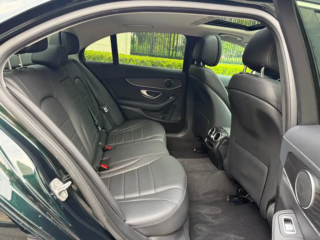 Mercedes-Benz C-Class 2020 — фото 14