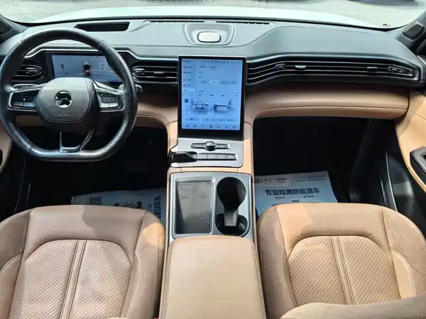 NIO ES6 2019