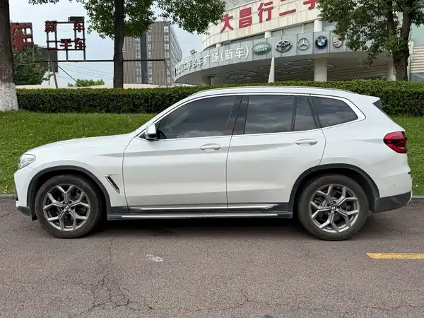 BMW X3 2021