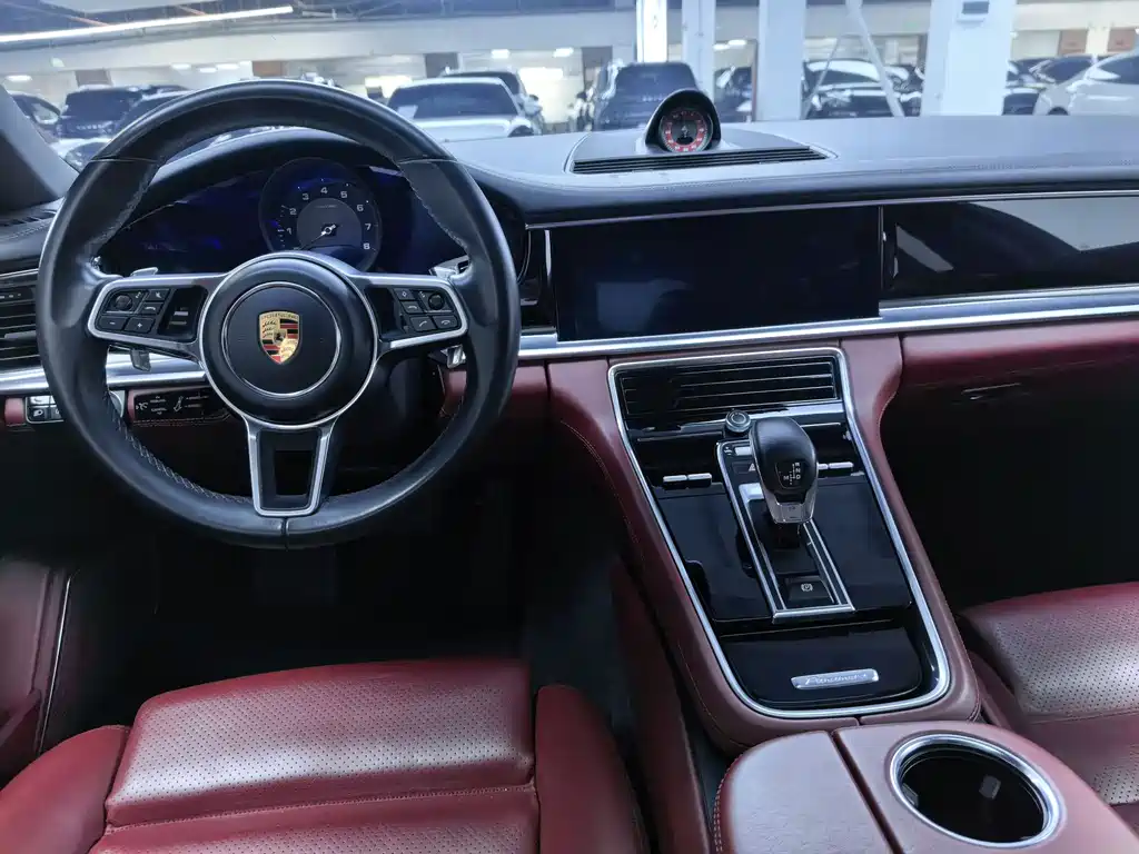 Porsche Panamera 2020 — фото 7