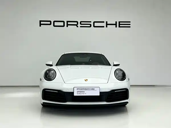 Porsche 911 2023