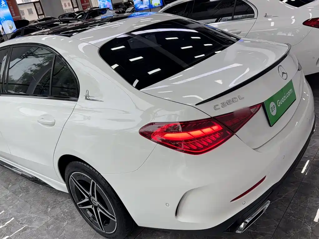 Mercedes-Benz C-Class 2024 — фото 14
