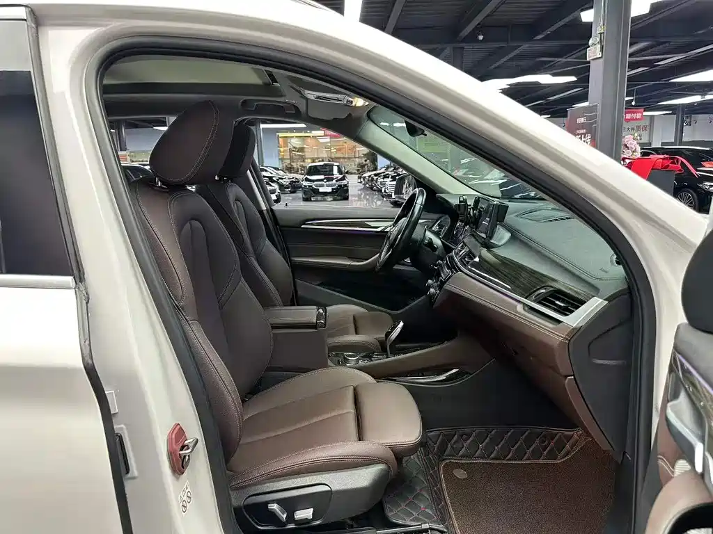 BMW X1 2021
