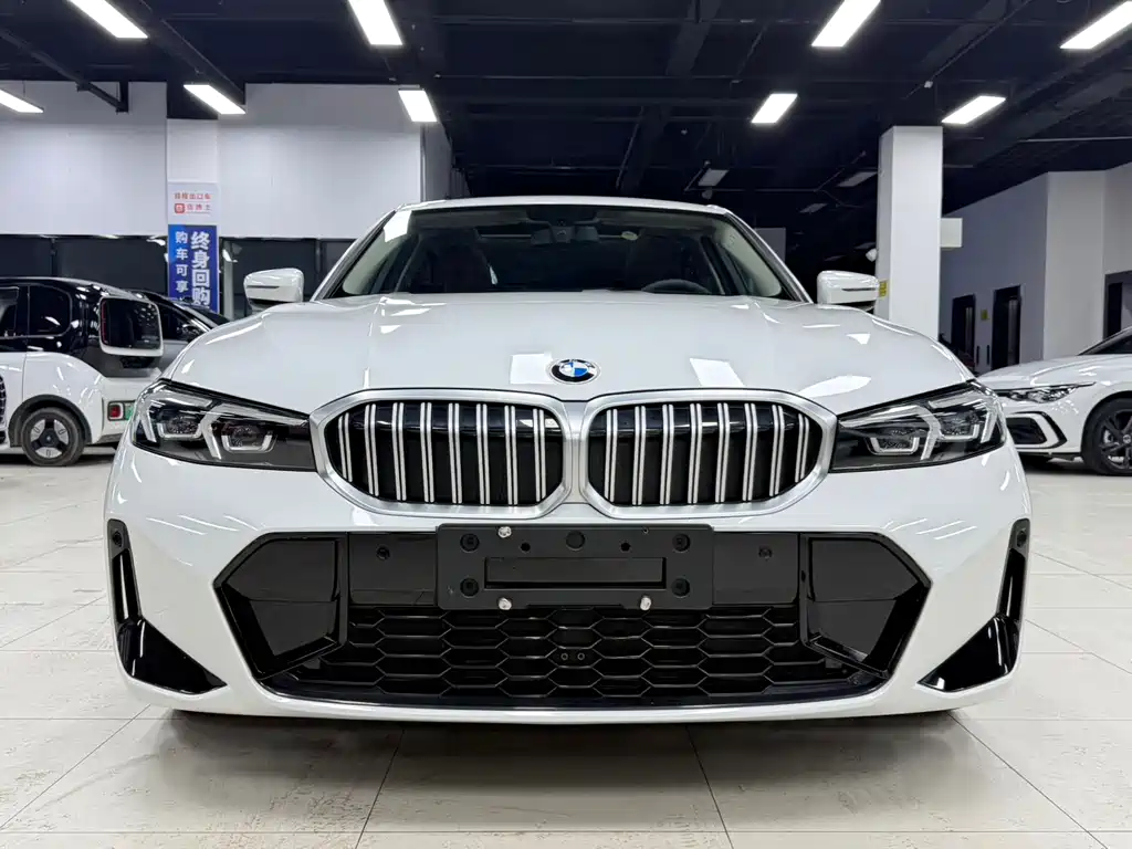 BMW 3 Series 2022