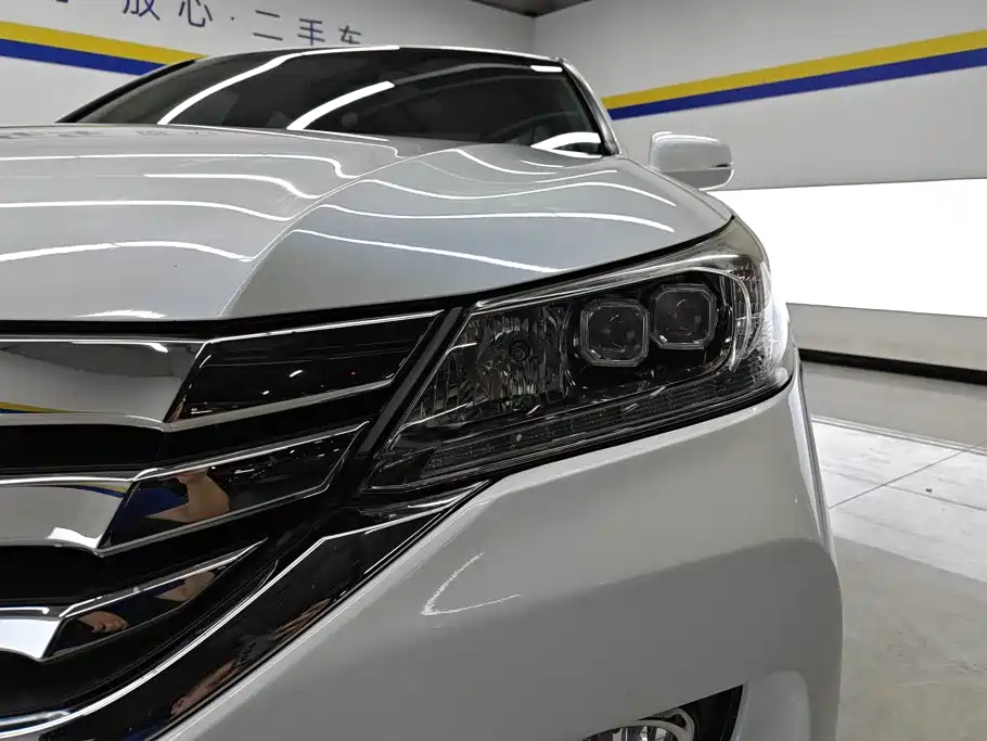 Honda Accord 2015 — фото 5